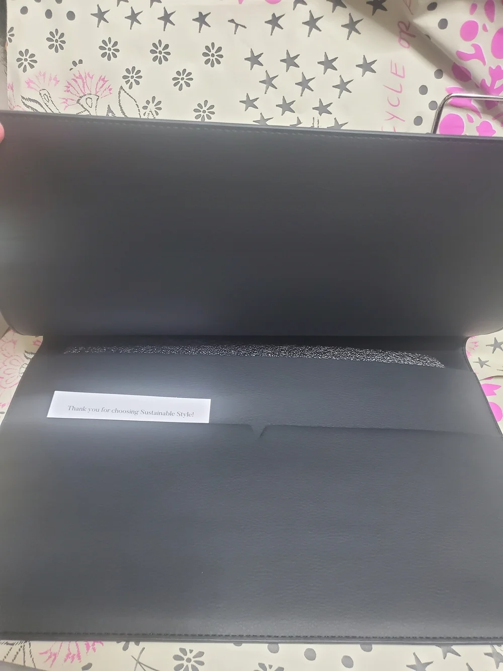 Von Holzhausen Black Leather reinvented iPad Portfolio Case 12.9 Inches.